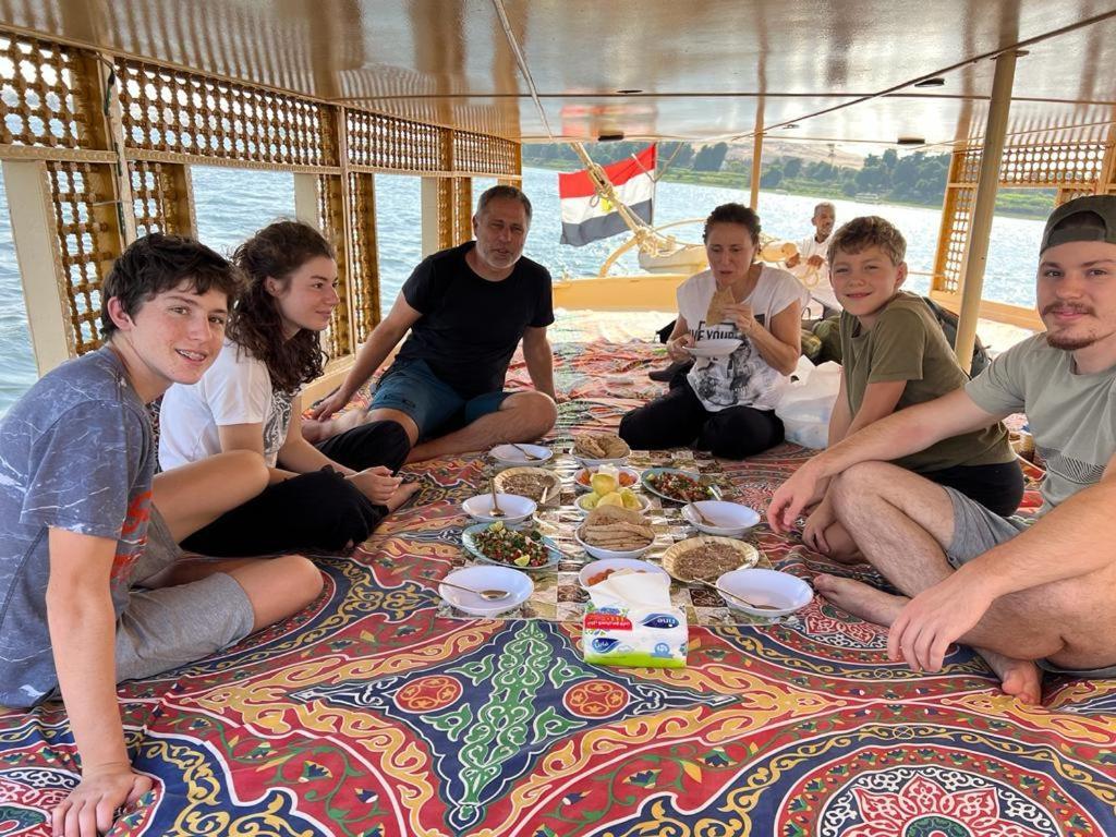 Nile Felucca Adventure Hotel Assuan Exterior foto